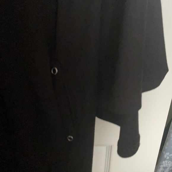 Ladies dress flare sleeves - Picture 4 of 5